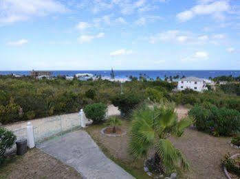 Milly'S Inn Shoal Bay Village Екстериор снимка